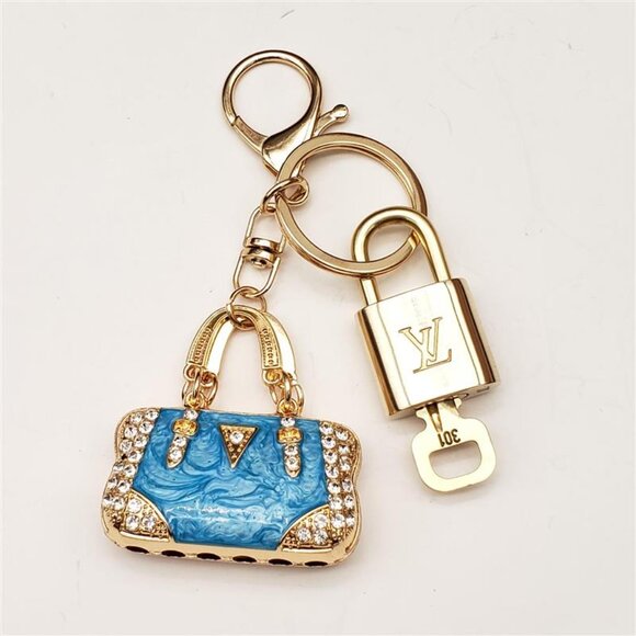Authentic Louis Vuitton Lock & Key with unbranded Bagcharm, Keycharm, Keychain - Picture 1 of 8